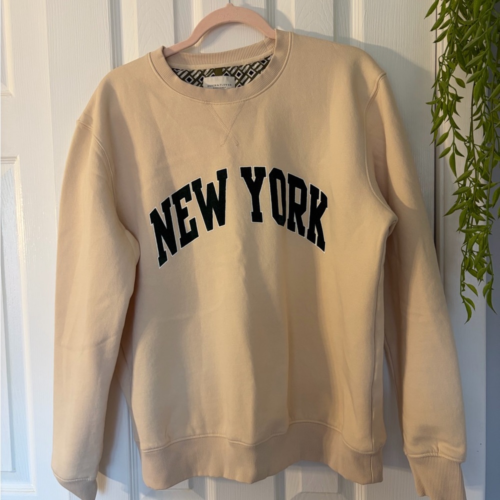 Cream ‘New York’ Crewneck
